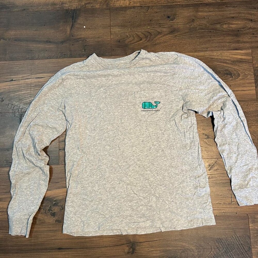 Vineyard Vines Men's Grey Shirt